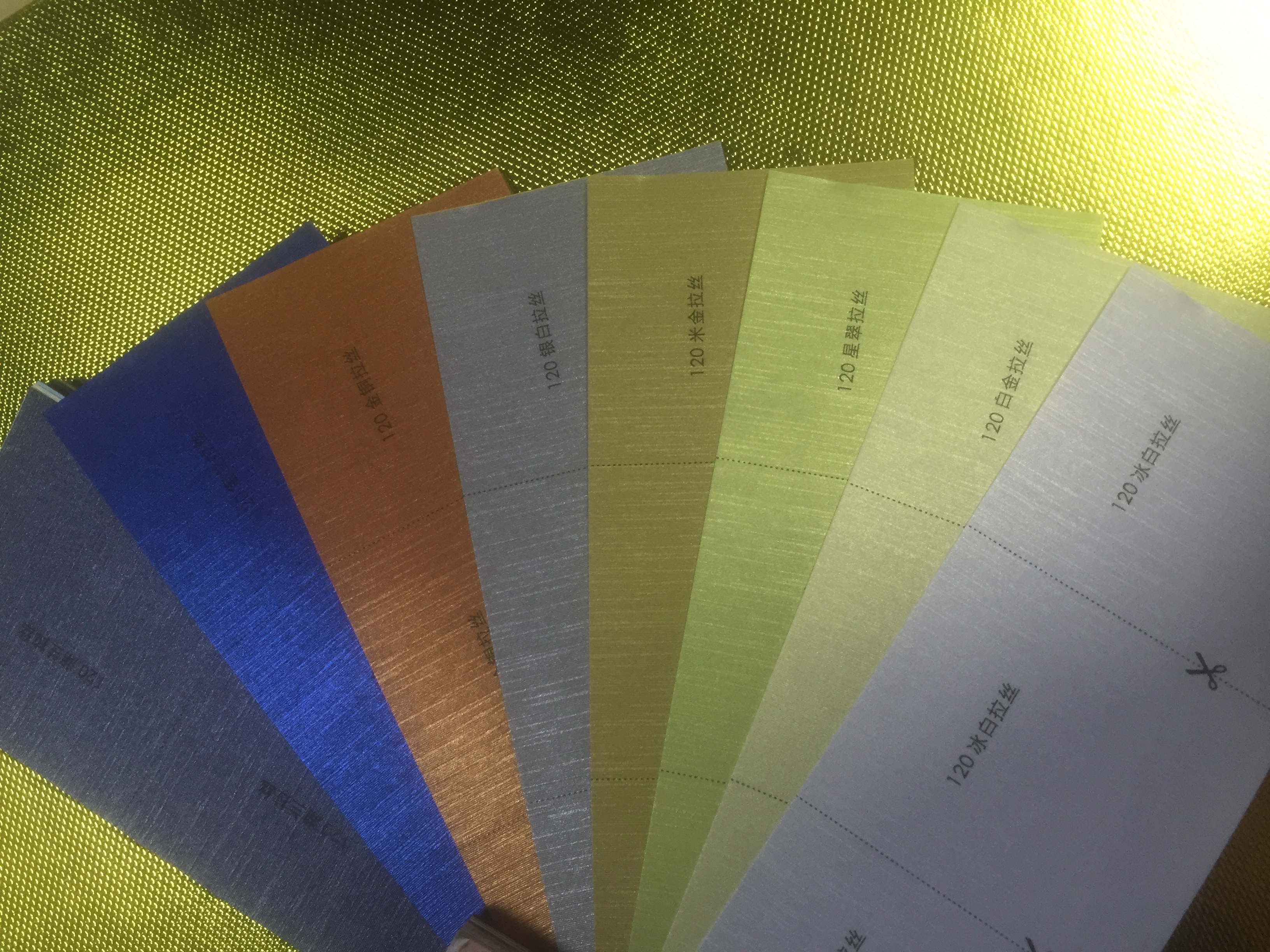 為何外國口罩包裝盒一次只裝20片不到 為何外國口罩包裝盒一次只裝20片不到