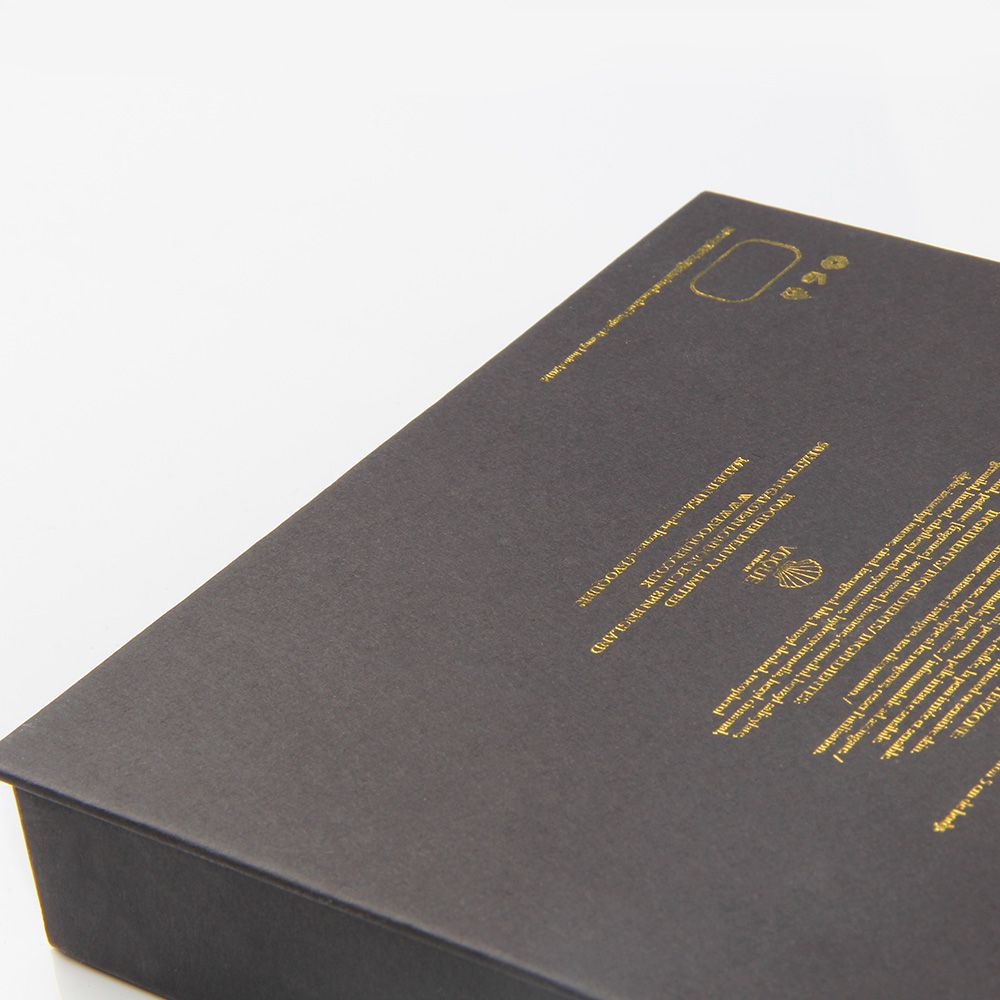 訂做電子煙包裝盒的高風(fēng)險工藝之雙面燙印 訂做電子煙包裝盒的高風(fēng)險工藝之雙面燙印